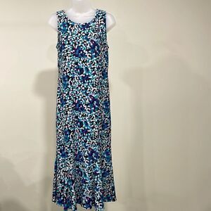 NWOT Danny & Nicole blue and white maxi dress. Size 6 S small